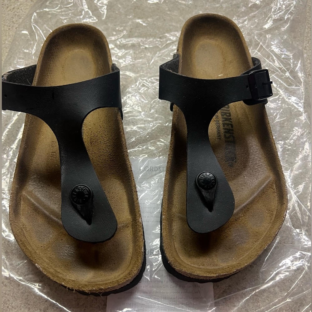 BIRKENSTOCK GIZEH THONG SANDALS